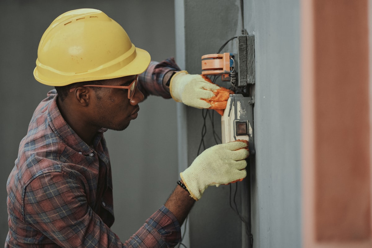 Reprise de façade au mortier sur un chantier de réhabilitation